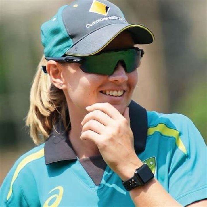 Age, Height, Weight, Husband, Net Worth, And More