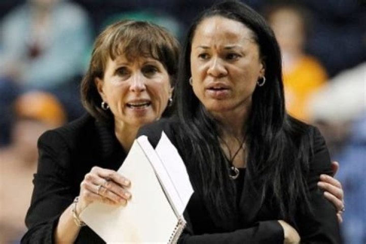 Dawn Staley wife Lisa Boyer: Who is Lisa Boyer?