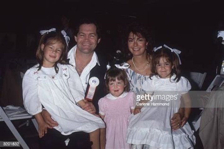 Emily Claire Dolenz: Everything About Micky Dolenz's daughter?
