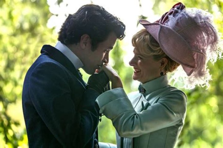 Harry Richardson And Eleanor Tomlinson's Alluring Connection