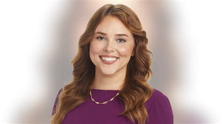 Is WNBC's Traffic Reporter, Lauren Scala Married? (Bio, Age, Height, Parents, Husband, Boyfriend, Salary & Net Worth)