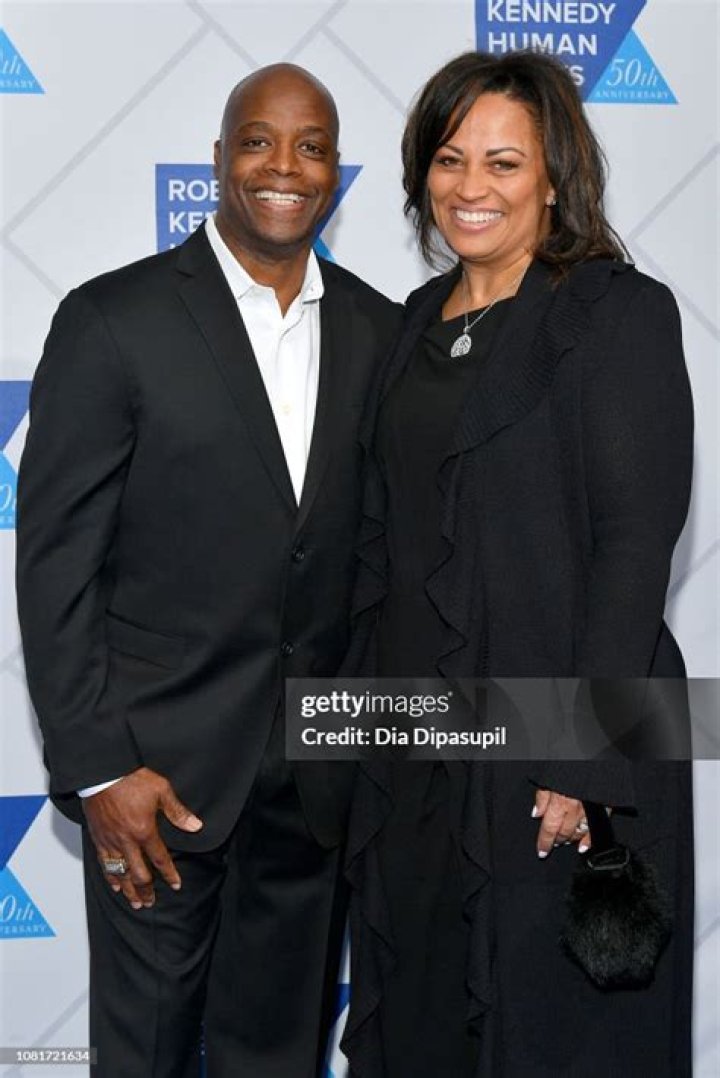 Jewell Fenner: Everything About Darrell Green's Wife