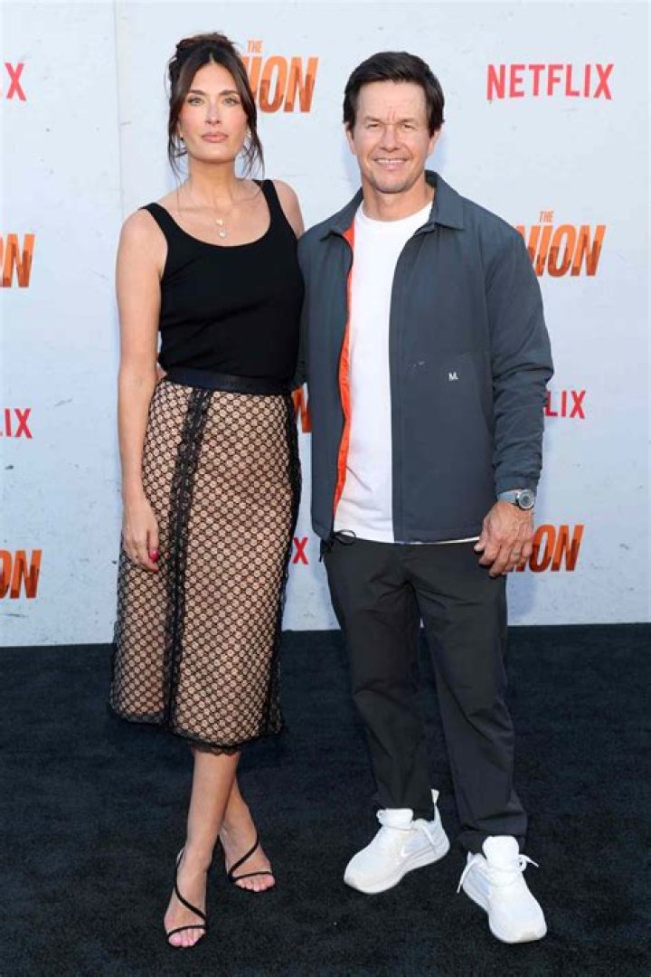 Rhea Durham Height: How Tall Is Mark Wahlberg’s Wife?