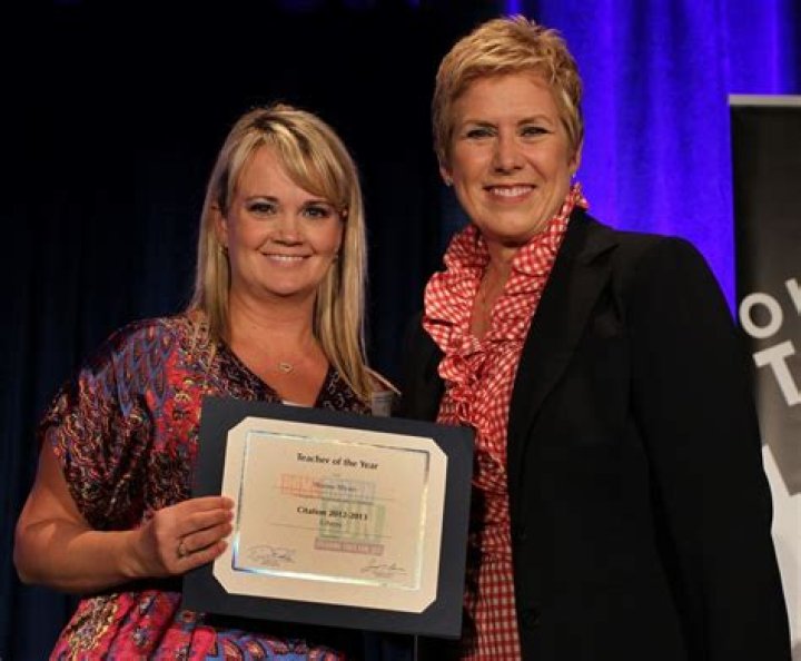 Shanna Underwood Means: Who is Carrie Underwood's Sister?