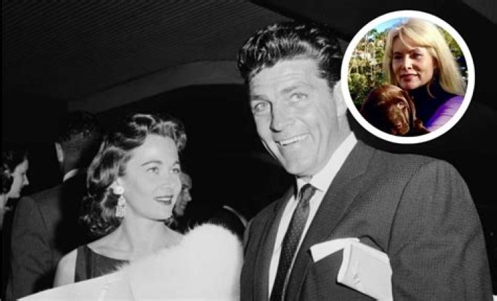 Susan Dee Robbins: Where is Dale Roberson's wife?