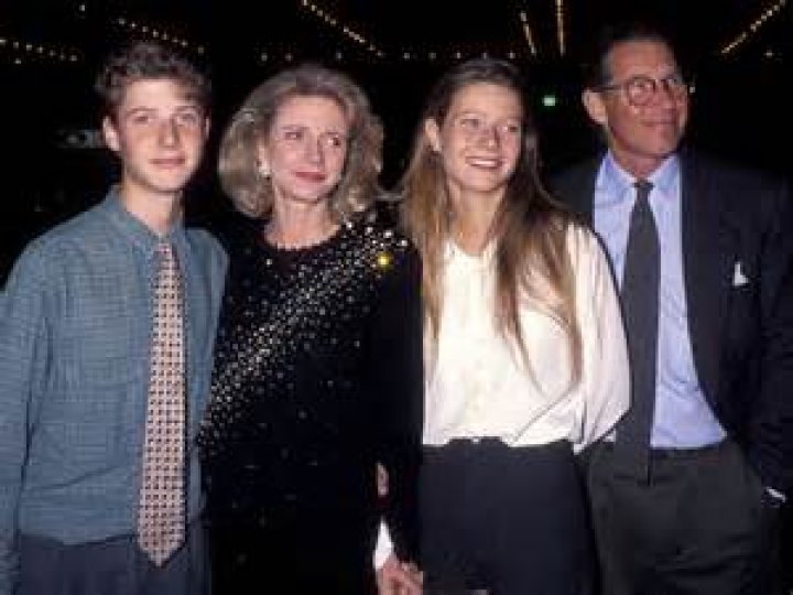 The Hidden Tale of Gwyneth Paltrow’s Family and Parents