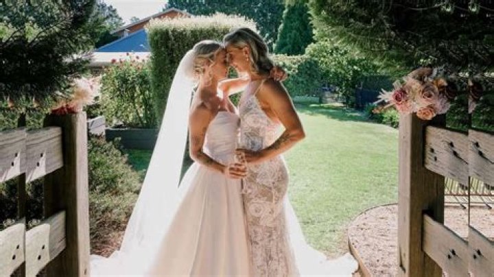 Uncover The Secrets Of Ashleigh Gardner's Relationships