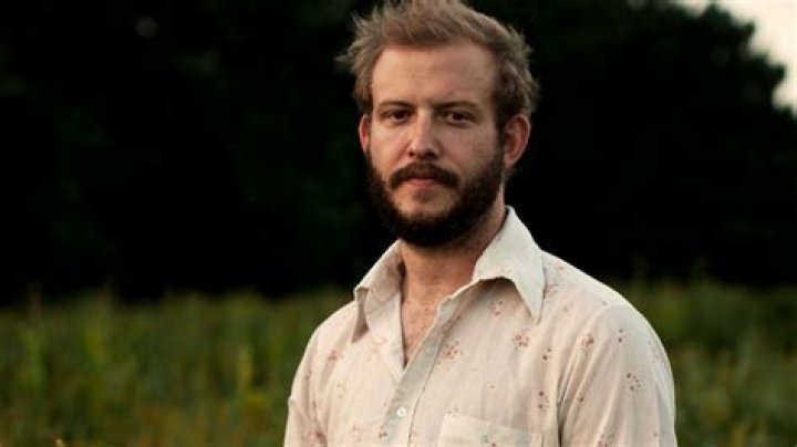 Uncovering The Heart Of Justin Vernon's Enduring Marriage